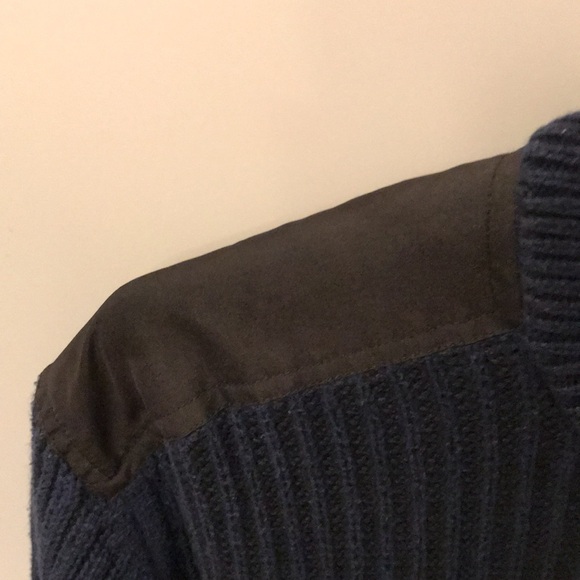 Calvin Klein Sweater Jacket. - Picture 4 of 5